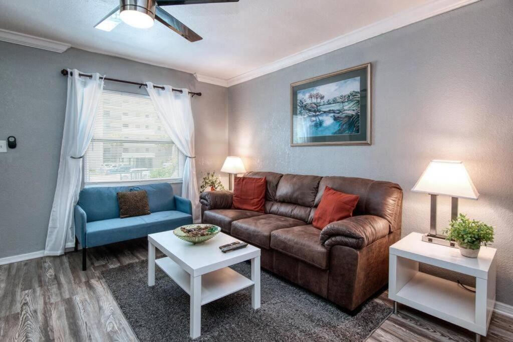 Sunset Beach Suites Of Madeira Beach! Pet Friendly Summer Getaway! Steps To Beach! - Suite 10 圣徒皮特海滩 外观 照片
